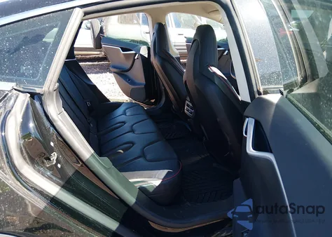 2013 Tesla Model S Performance from USA, damaged, VIN 5YJSA1CP6DFP05557